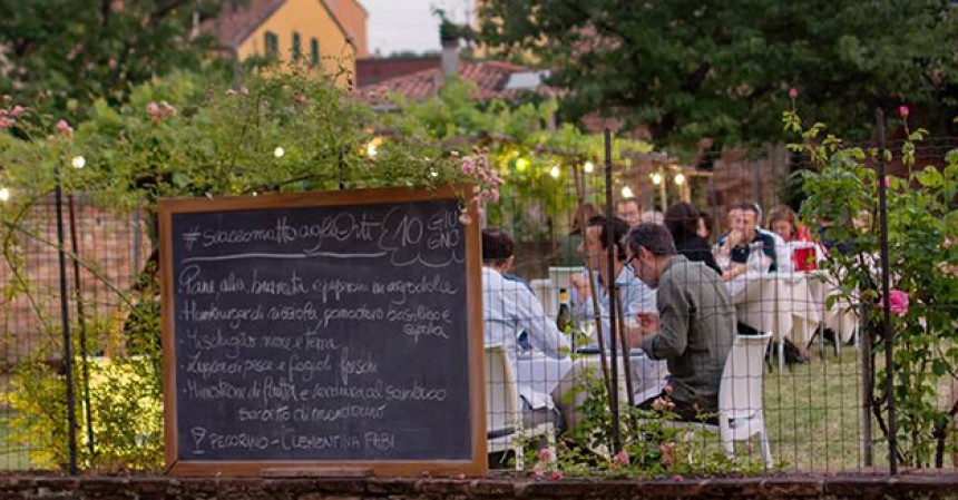 ScaccoMatto agli orti: le erbe e il barbecue